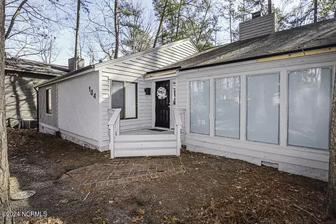 104 Rum Barrell Cv, Rocky Mount, NC 27804