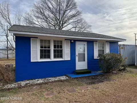 53 Sophia Dr, Jacksonville, NC 28540