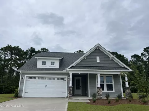 693 Edgeside Dr SE, Bolivia, NC 28422