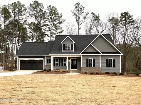 5476 Hunter Hill Rd, Rocky Mount, NC 27804