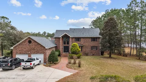 273 Spicers Creek Dr, Oriental, NC 28571