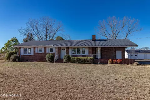 129 Powell Rd, Goldsboro, NC 27534