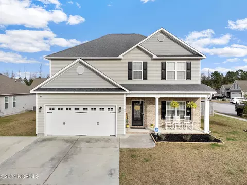 700 Radiant Dr, Jacksonville, NC 28546