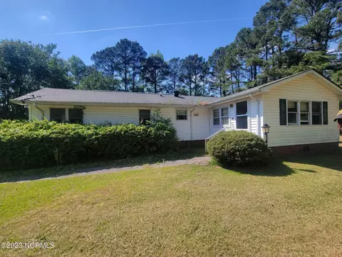 537 N Brown Rd, Beulaville, NC 28518