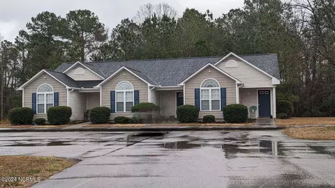 3914 Elizabeth Ave, New Bern, NC 28562