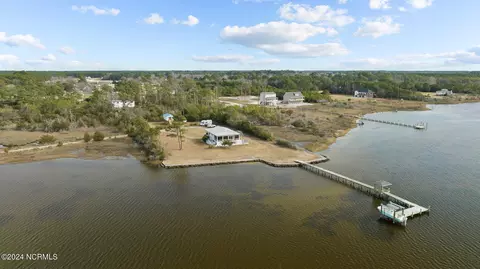 224 Highway 70, Beaufort, NC 28516