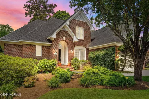 8809 Olympic Ln, Wilmington, NC 28411
