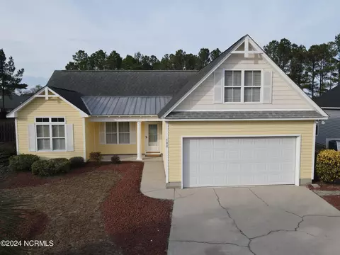 108 Cayman Ct, Winnabow, NC 28479