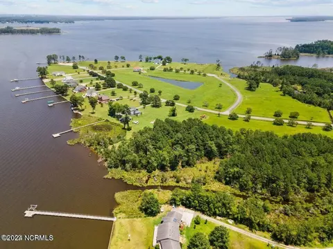 32 Little Creek Road Ext, Belhaven, NC 27810