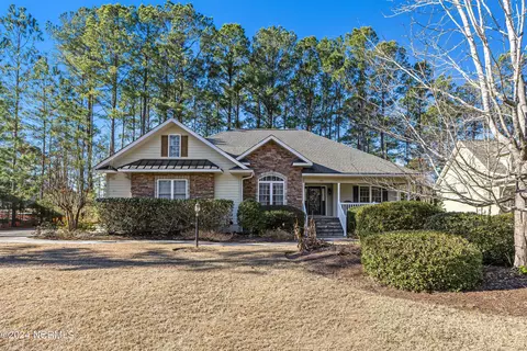 802 Wild Oak Ln NW, Calabash, NC 28467