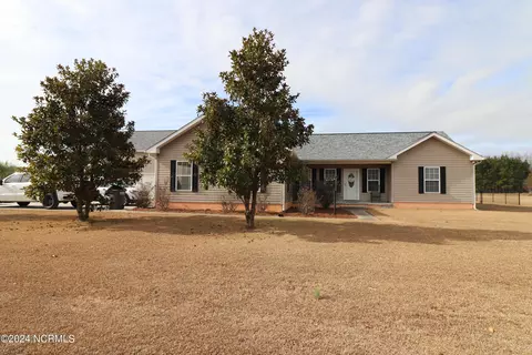 2367 W Dogwood Rd, Green Sea, SC 29545