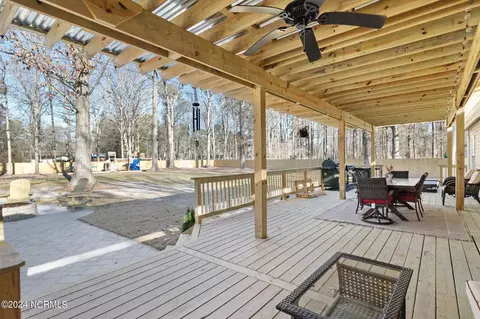 109 Spur Trl, Moyock, NC 27958