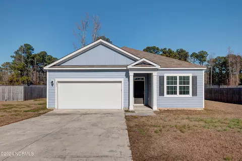 621 Granite Ln, Castle Hayne, NC 28429