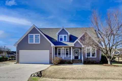 114 Bayside Dr, Moyock, NC 27958