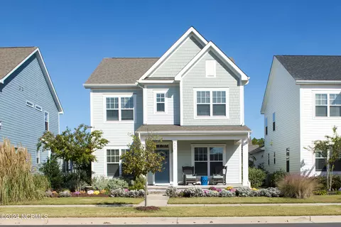 631 Edgerton Dr, Wilmington, NC 28412