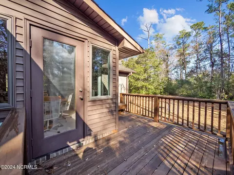 113 Pine Needle Dr, Hampstead, NC 28443 photo 6