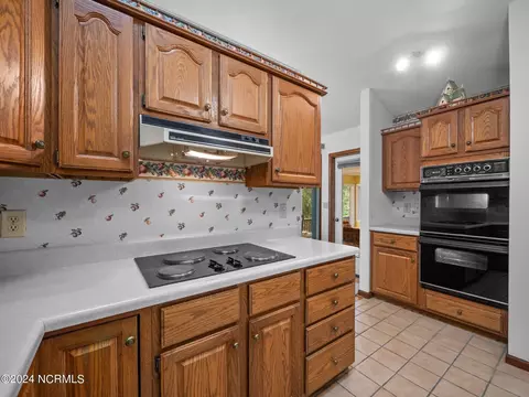 113 Pine Needle Dr, Hampstead, NC 28443 photo 32