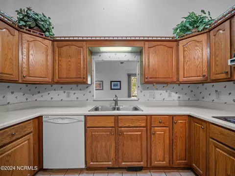 113 Pine Needle Dr, Hampstead, NC 28443 photo 31