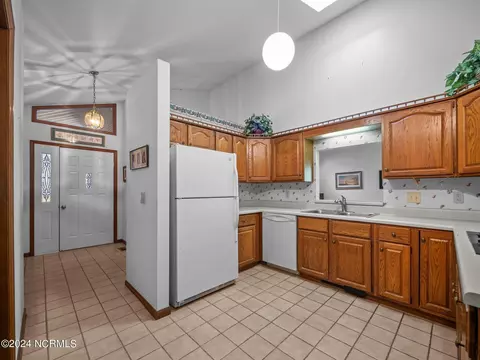 113 Pine Needle Dr, Hampstead, NC 28443 photo 29