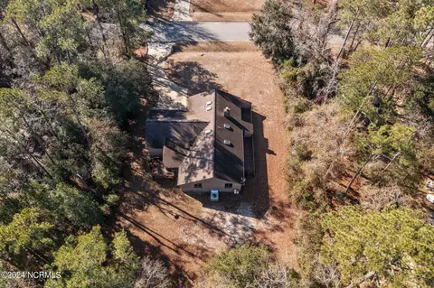 113 Pine Needle Dr, Hampstead, NC 28443 photo 17