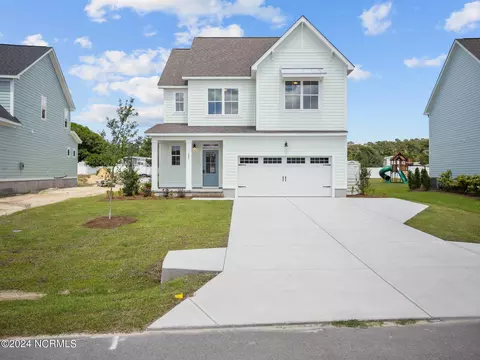 227 Coastline Cir, Cedar Point, NC 28584