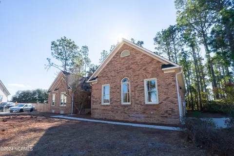 6602 Rowsgate Ln, Wilmington, NC 28411