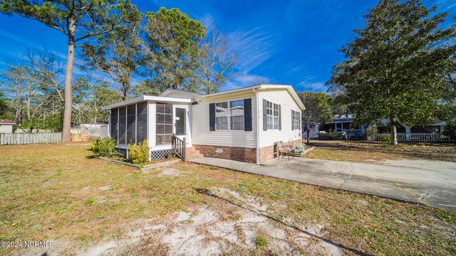 8984 Bonaparte Dr SW, Sunset Beach, NC 28468