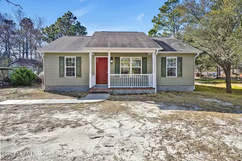 1326 Fifty Lakes Dr, Southport, NC 28461