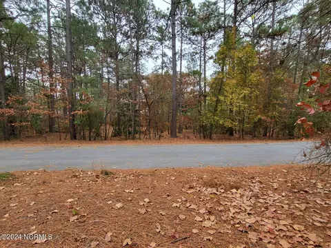 13 Sassafras Ln, Pinehurst, NC 28374