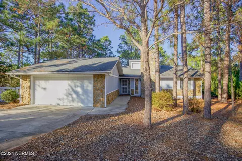 17 Coldstream Ln, Pinehurst, NC 28374 photo 3