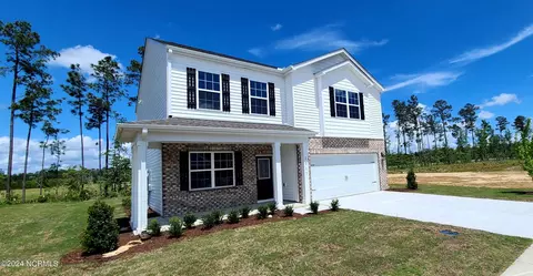 2017 Ella Bengel Dr, New Bern, NC 28562
