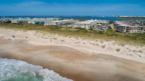1904 E Ft Macon Rd #322, Atlantic Beach, NC 28512