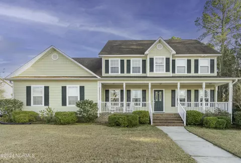 104 Glenburney Dr, Jacksonville, NC 28540