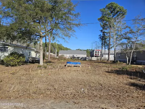 941 Pineclair Dr SW, Calabash, NC 28467