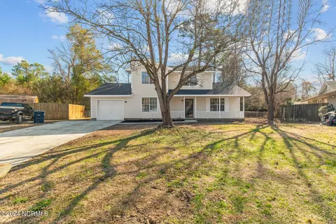 418 Sitton Pl, Jacksonville, NC 28546