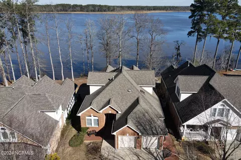 128 Ridge Rd, Chocowinity, NC 27817