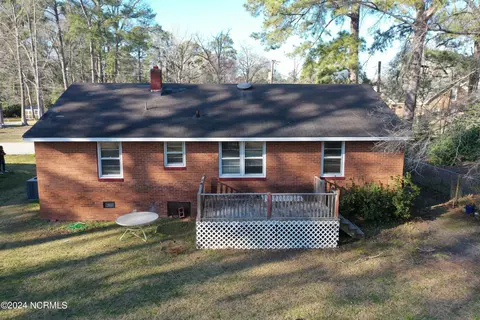 Exterior - 218 E Webster St, Whiteville, NC 28472 photo 9 of 9