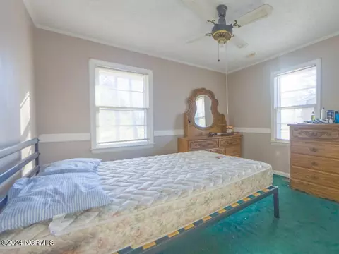 Bedroom - 218 E Webster St, Whiteville, NC 28472 photo 4 of 4