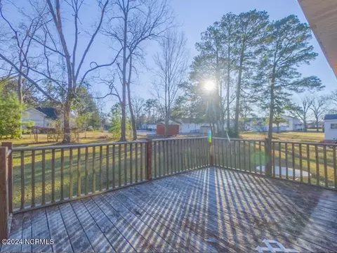 Exterior - 218 E Webster St, Whiteville, NC 28472 photo 5 of 9