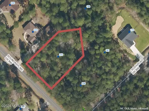 210 Boundaryline Dr NW, Calabash, NC 28467