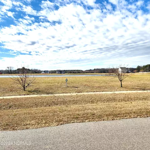 102 Hammock View Ct, Aydlett, NC 27916