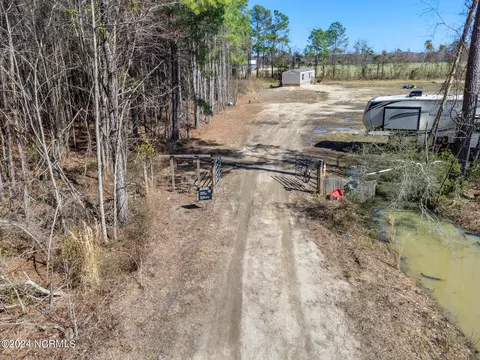 000 Herring Loop Rd, Wallace, NC 28466 photo 14