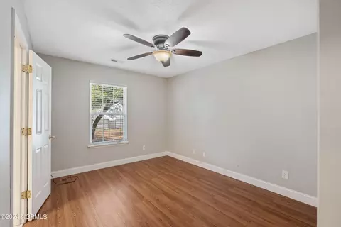 328 Masters Ln, Hampstead, NC 28443 photo 16