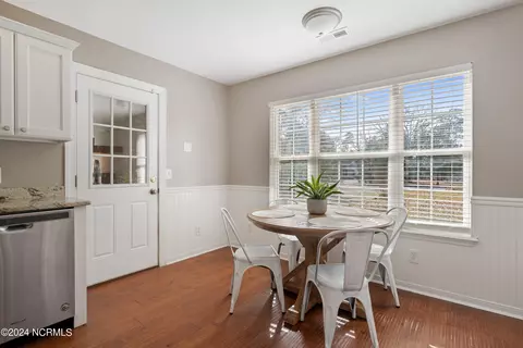 328 Masters Ln, Hampstead, NC 28443 photo 9