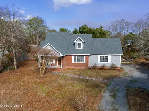 328 Masters Ln, Hampstead, NC 28443 photo 1