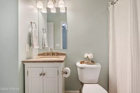 328 Masters Ln, Hampstead, NC 28443 photo 18