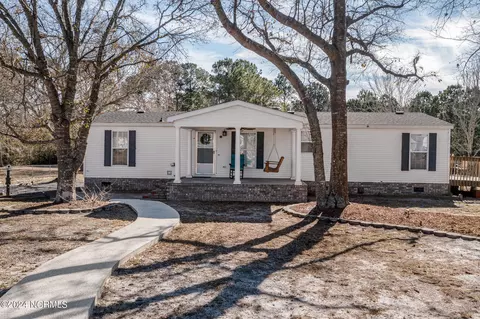 2080 Ash St, Supply, NC 28462
