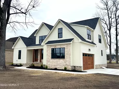 101 Michelle Dawn Dr, Goldsboro, NC 27534