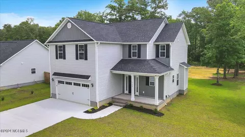 7158 Old Stump Dr, Leland, NC 28451