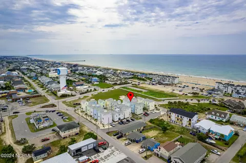 102 W Terminal Blvd #13, Atlantic Beach, NC 28512